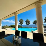 Clos Des Iles, Super Cannes *