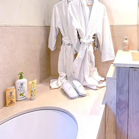 Clos Des Iles - Sea View Villa With Pool, Super Cannes * ヴァロリス